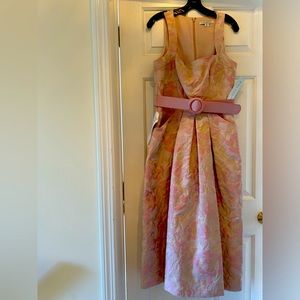 Spécial Occasion dress by Kay Unger in shades of pink.